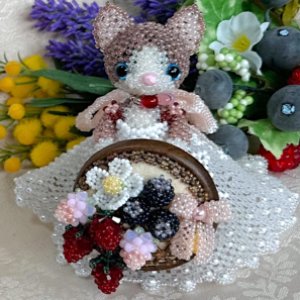 画像1: あみぐるみの猫Mochaちゃん*Strawberry Fields by  LeaLea beads 古田由美